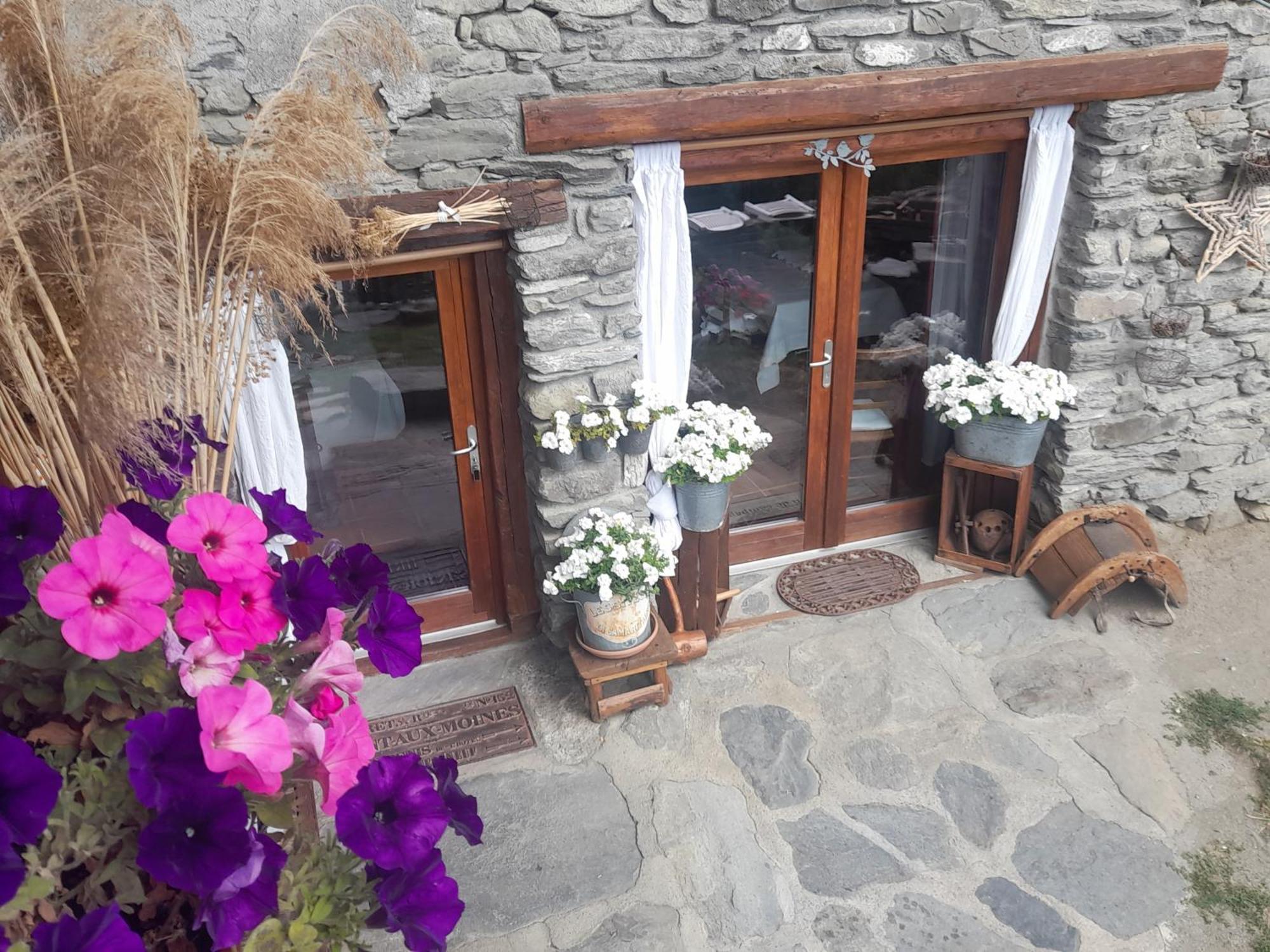 Appartement De Charme 4/6 Pers Dans Joli Village De Montagne Bourg-Saint-Maurice Exterior foto